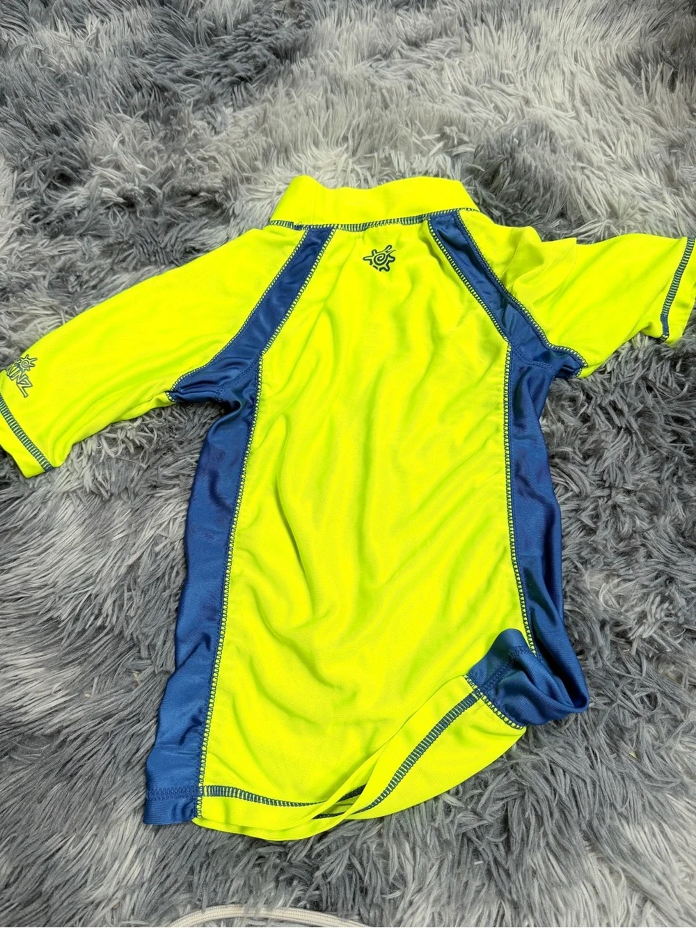 UV Skinz Bright swim rash guard & swim trunks 4T boys coord-sets matching
